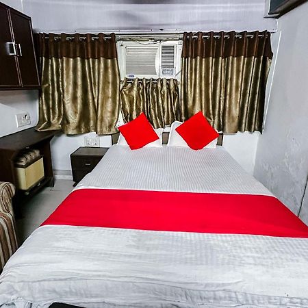 Hotel Maninagar Residency Watuwa 外观 照片