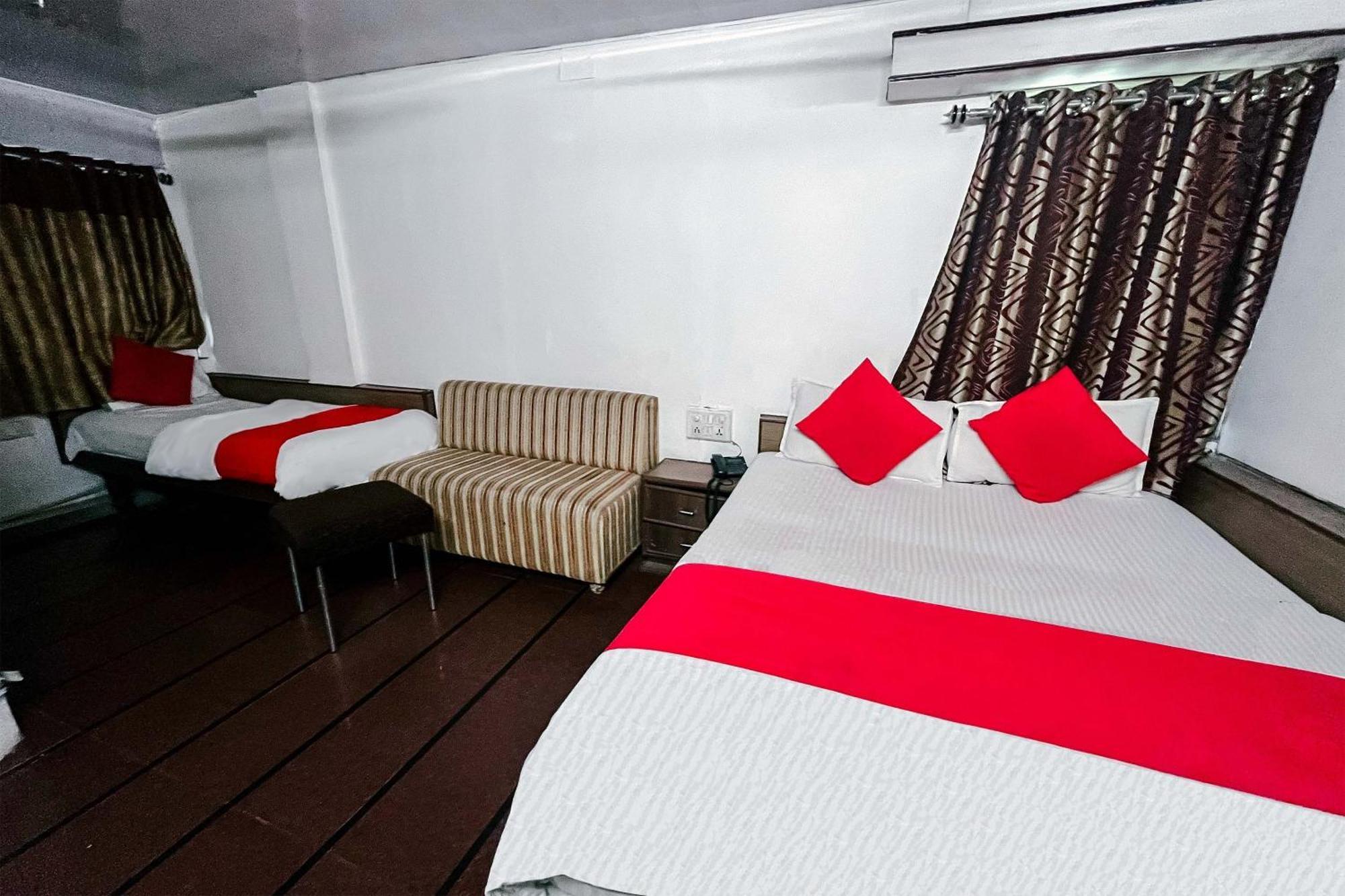 Hotel Maninagar Residency Watuwa 外观 照片